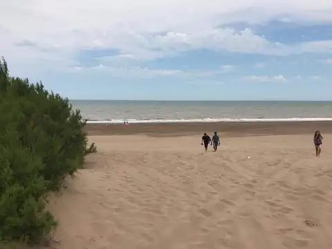 Calle 13  Mza 123 Lote 1