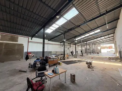 Galpón en Alquiler - 518m2 - Mixtura 4 - Villa Soldati