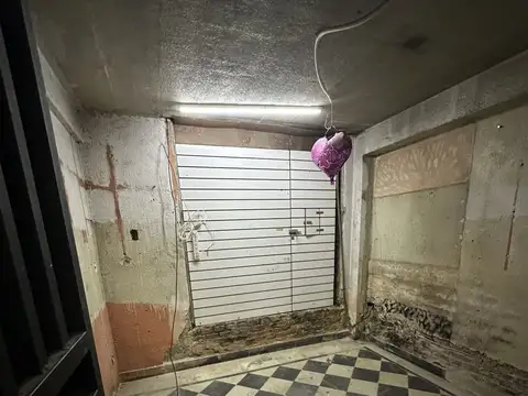 Local - Alquiler - Argentina, Capital Federal - URIBURU 64