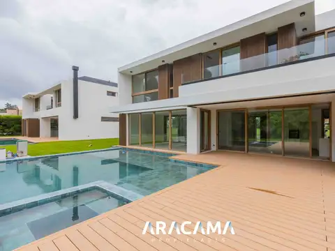 Casa en Venta en Saint Thomas Este