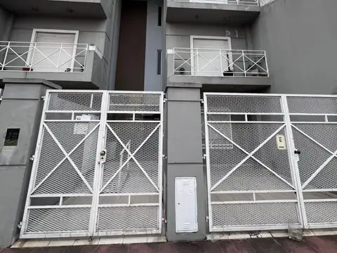 2 AMBIENTES 2 BALCONES EN VENTA