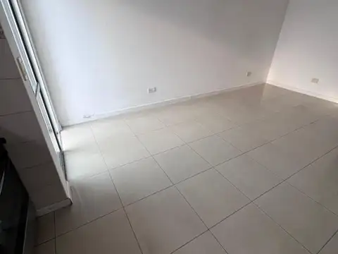 Departamento en Venta en Ramos Mejia, USD 70.000