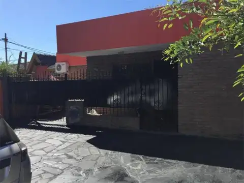 Casa en Venta en El Palomar, USD 170.000