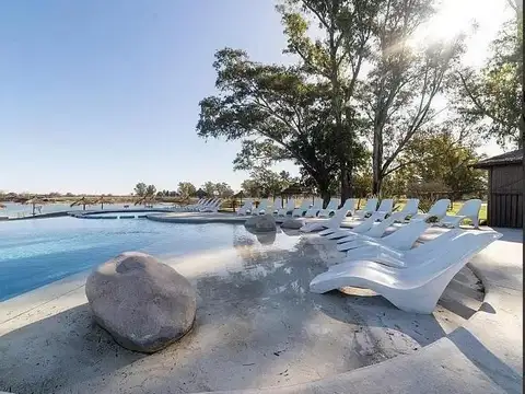 Terreno en Venta 33  mts Fondo