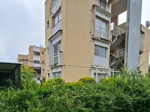 Departamento en Alquiler con 1 cochera