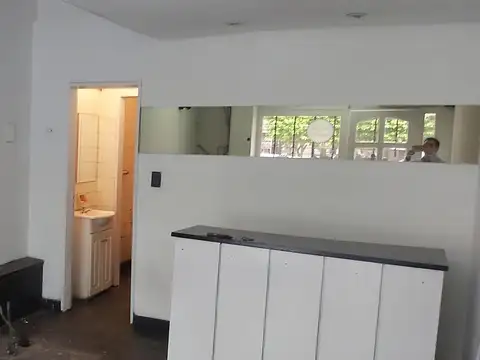 Guayaquil al 200 local en venta en Caballito