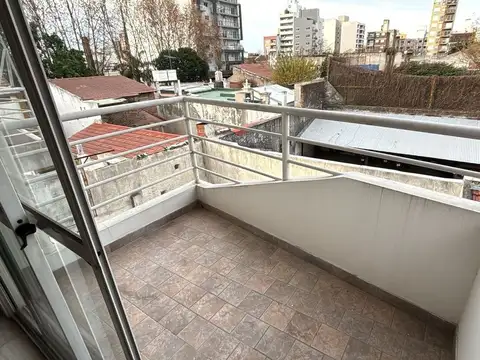 ALQUILER - DEPTO 2 AMBIENTES - CASEROS - AMOBLADO