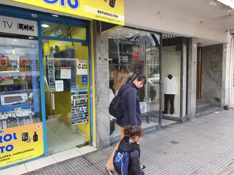 Claudio M Cuenca 3400