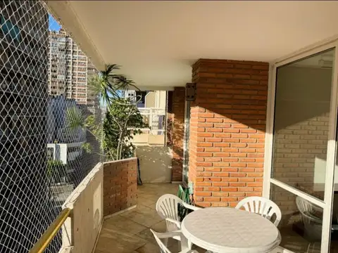 Departamento en Alquiler con 1 cocheras