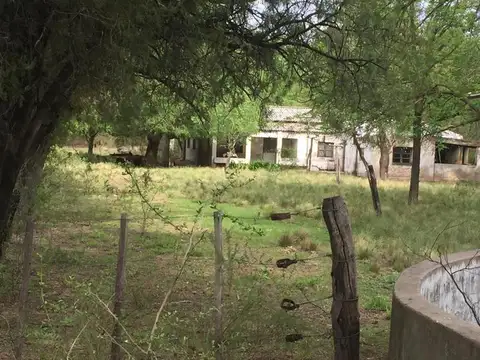 A 15 km de Villa Dolores s/ R20