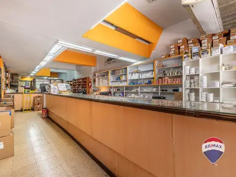 Local en Venta 49 años