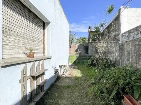 Virrey Vertiz al 1300 entre Perito Moreno y Cespedes