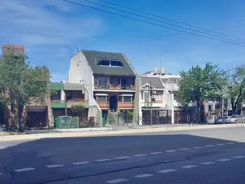 VENTA COCHERA  PB  FIJA CUBIERTA  PARQUE PATRICIOS