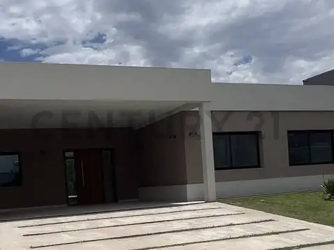 casa en venta a estrenar con piscina