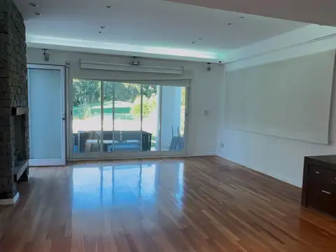 VENTA CASA COUNTRY ABRIL EL HIPICO 5 AMB. PISCINA