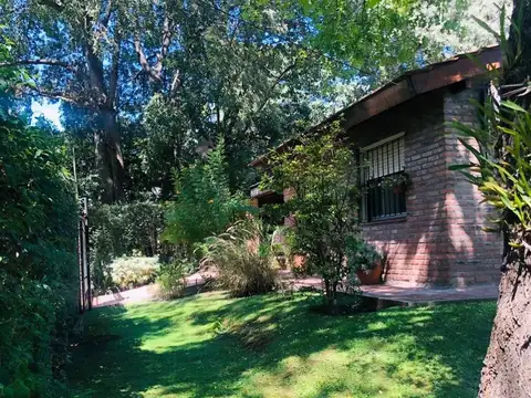 Casa en Venta en Barrio Parque Leloir, USD 260.000