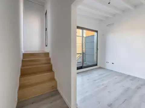 Depto Tipo Casa en Venta de 2 ambientes