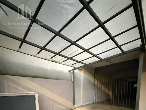 Cochera en  Lanús