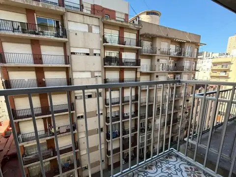 Entre Rios 1800, Piso 6