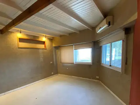 Depto Tipo Casa en Venta de 5 ambientes