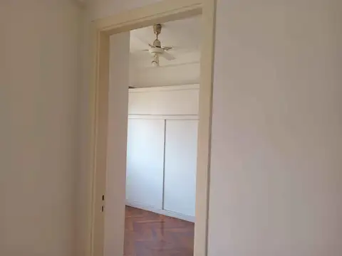 Departamento 2 Ambientes con Balcón al Frente en Balvanera