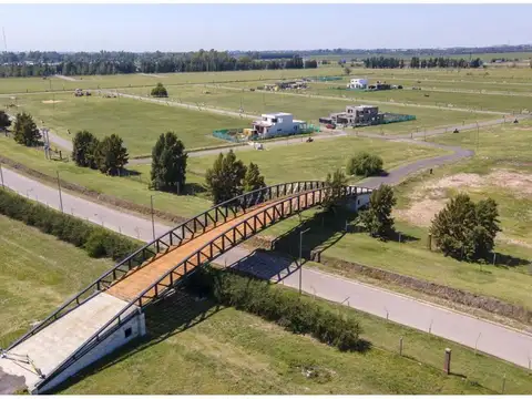 Terreno en Venta de 833,0 m2