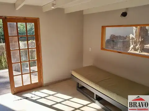 Casa 4 ambientes con 1 baño