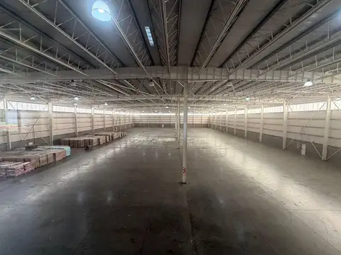 Parque Industrial Ezeiza 1  Puente del Inca 2450 6000 mts cub