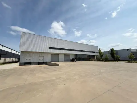 Parque Industrial Ezeiza 1  Puente del Inca 2450 6000 mts cub