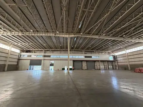 Galpon en Alquiler 60  mts Frente