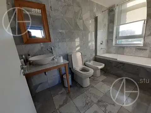 Departamento en Alquiler de 3 dormitorios