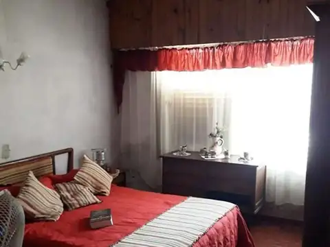 CASA EN VENTA EN LOMAS DE ZAMORA