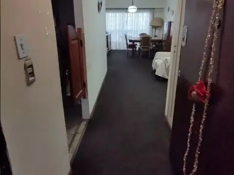 San José 900, Piso 8