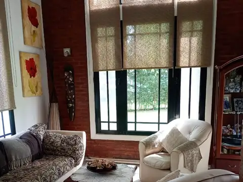 Casa 6 ambientes con 3 baños