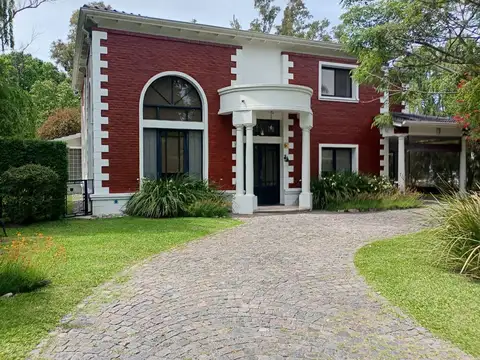 CASA EN VENTA EN COUNTRY CAMPOS DE ALVAREZ