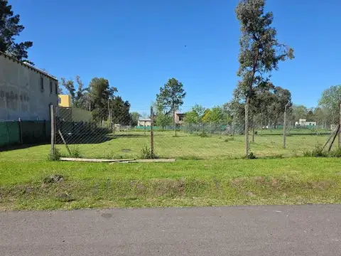 Terreno en Venta en La Lonja, USD 40.000