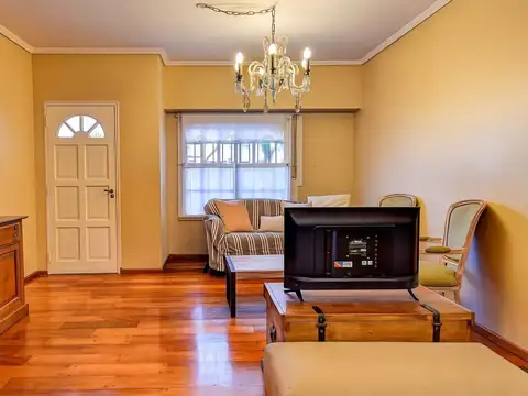 Casa en Venta en Olivos, USD 330.000