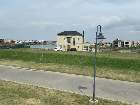 Terreno en Venta en Guillermo E Hudson, USD 80.000