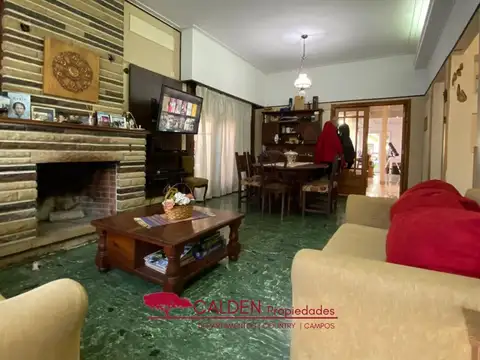 Casa en Venta de 5 dormitorios