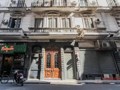 Hipolito Irigoyen 700