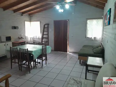 Casa 3 ambientes con 1 baño