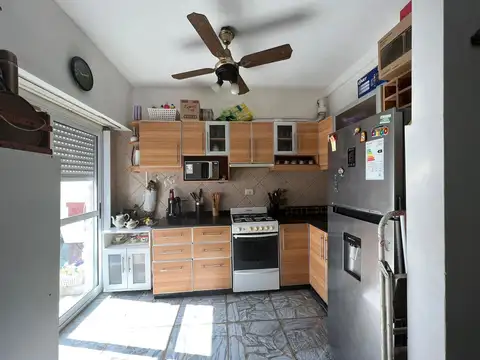 Depto Tipo Casa 2 ambientes con 1 baño