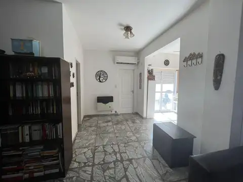 Depto Tipo Casa en Venta en Lomas Del Mirador, USD 70.000