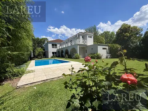 Casa en el Barrio Privado Boulevares