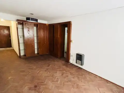 Entre Rios 1512 , Piso 5