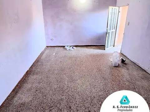 Casa en Venta con 4 cocheras