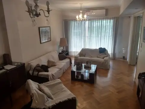 Juan B Ambrosetti 100, Piso 4