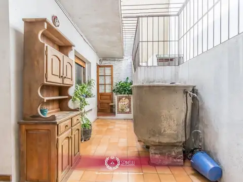 Venta departamento ph 8 ambientes 239M²    60M² con 2 patios terraza galpón en Boedo / San Cristóbal