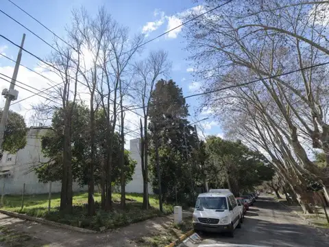 Terreno en Venta en Vicente Lopez Vias / Maipu, USD 480.000