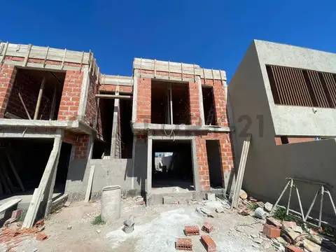 Dúplex a estrenar en venta – Docta Urbanización Manzana 98 – Lote 11